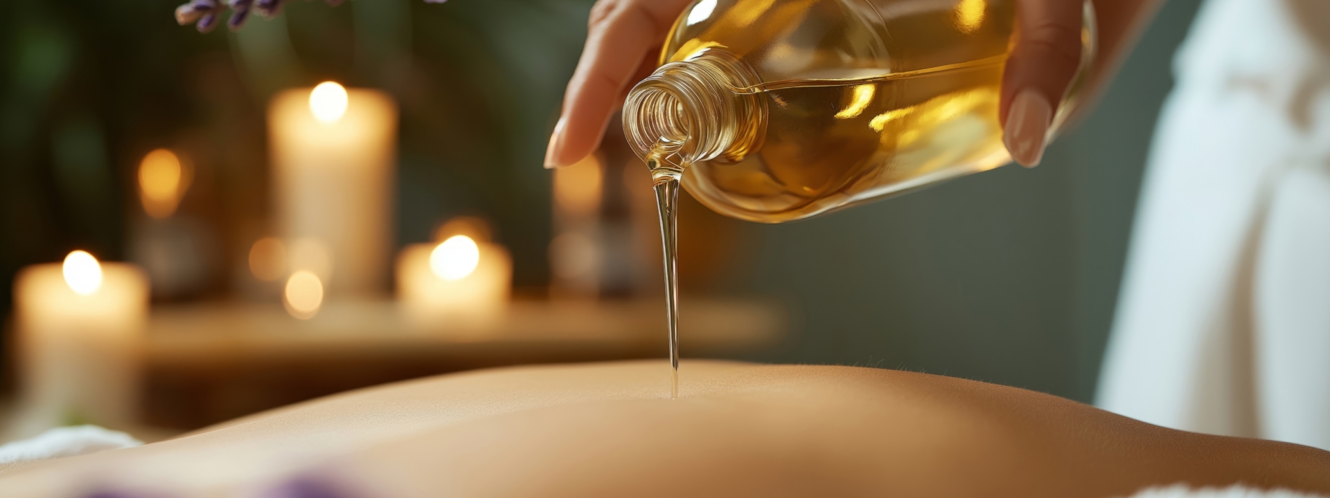 Masaż tajski aromatycznymi olejkami