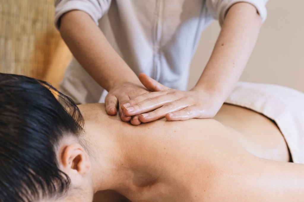 koncepcja-masazu-z-milej-kobiety Slow Flow Studio Masażu w Łodzi